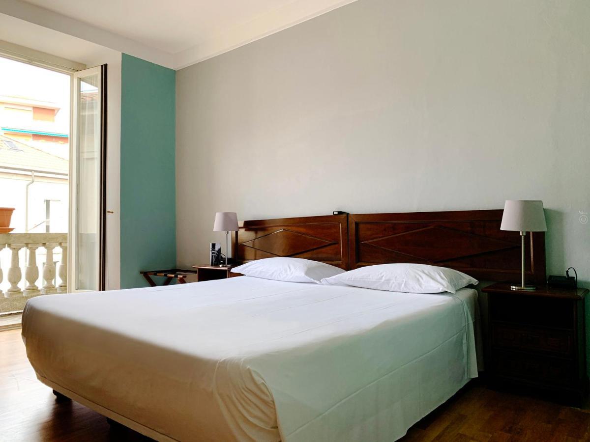Albergo Bologna Βαρέζε Εξωτερικό φωτογραφία