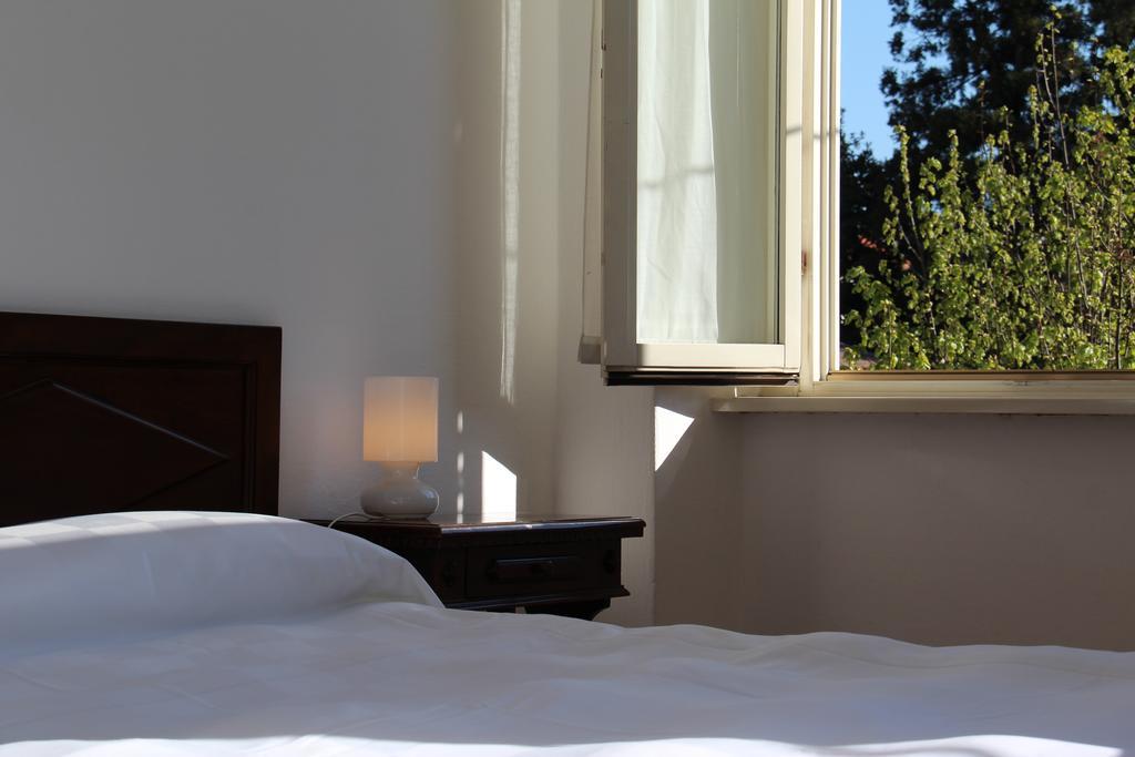 Albergo Bologna Βαρέζε Δωμάτιο φωτογραφία