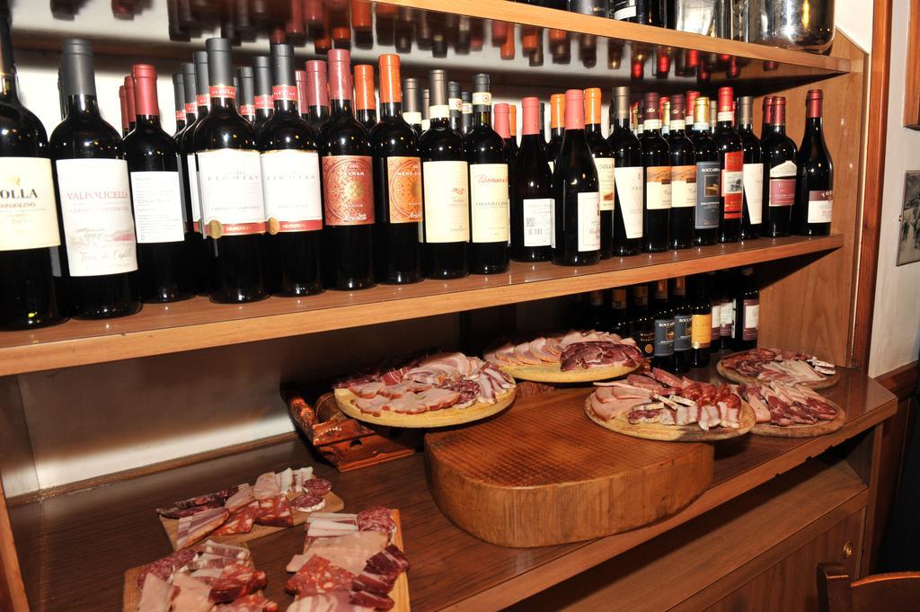 Albergo Bologna Βαρέζε Εξωτερικό φωτογραφία